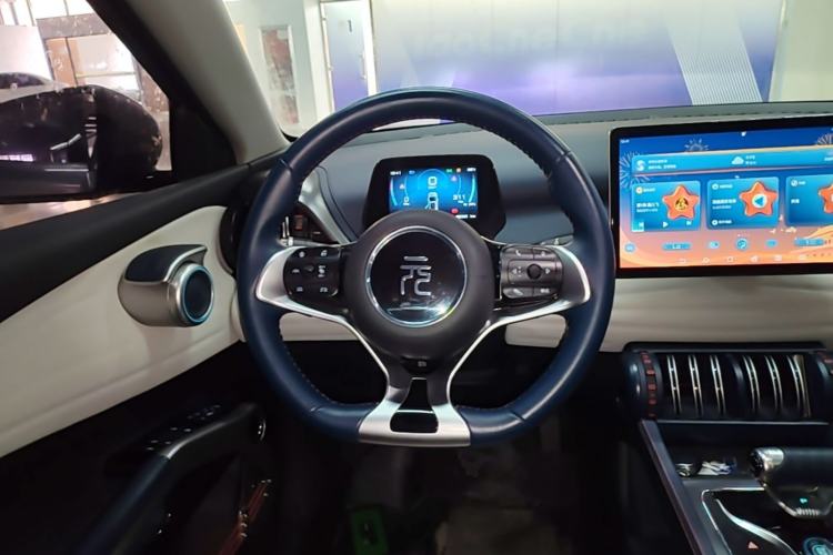 Used BYD Yuan PLUS 2022 430 km Luxury Version Steering Wheel