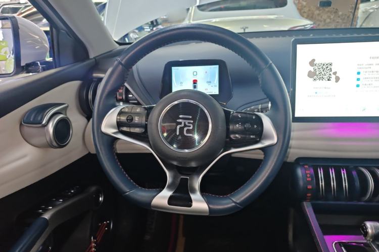 Used BYD Yuan PLUS 2022 430 km Luxury Version Steering Wheel