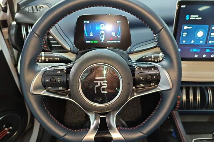 Used BYD Yuan PLUS 2022 430 km Luxury Version Steering Wheel