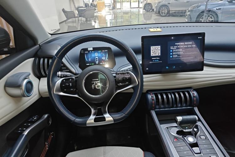 Used BYD Yuan PLUS 2022 430 km Luxury Version Steering Wheel