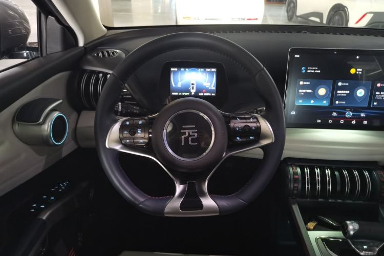 Used BYD Yuan PLUS 2022 430 km Luxury Version Steering Wheel