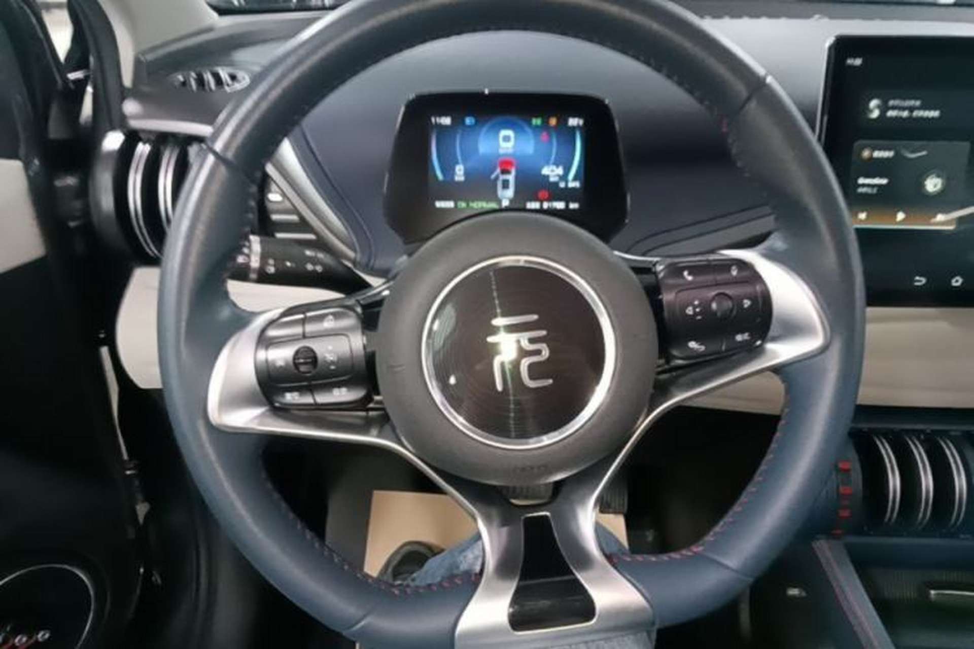 Used BYD Yuan PLUS 2022 430 km Luxury Version Steering Wheel