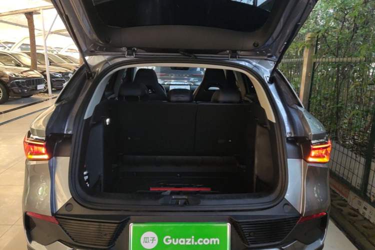 Used BYD Yuan PLUS 2022 430 km Luxury Version Trunk