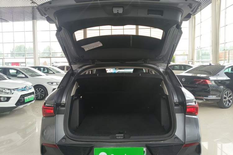Used BYD Yuan PLUS 2022 510 km Luxury Version Trunk