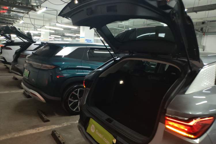 Used BYD Yuan PLUS 2022 430 km Luxury Version Trunk