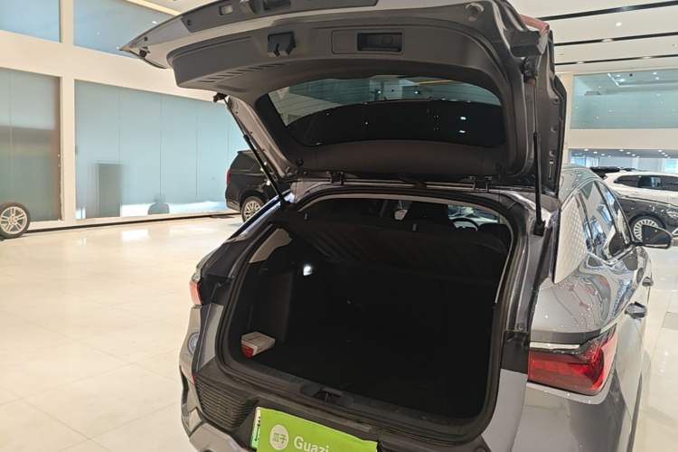 Used BYD Yuan PLUS 2022 430 km Luxury Version Trunk