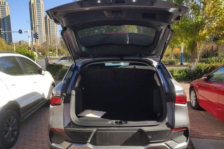 Used BYD Yuan PLUS 2022 430 km Luxury Version Trunk