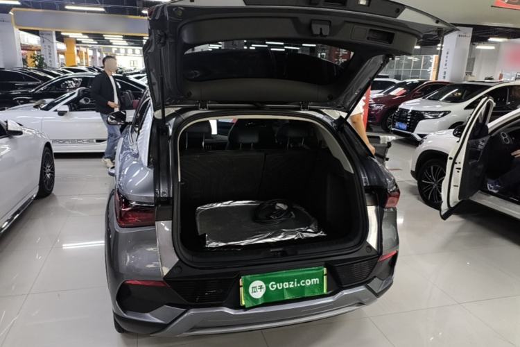 Used BYD Yuan PLUS 2022 430 km Luxury Version Trunk