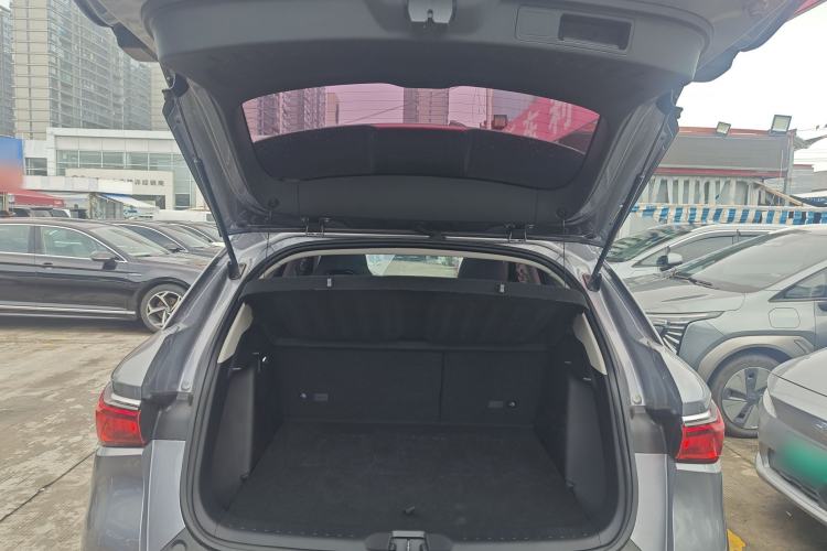 Used BYD Yuan PLUS 2022 510 km Flagship Version Trunk