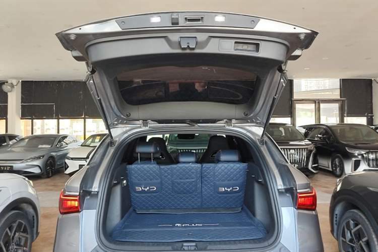 Used BYD Yuan PLUS 2022 510 km Flagship Version Trunk
