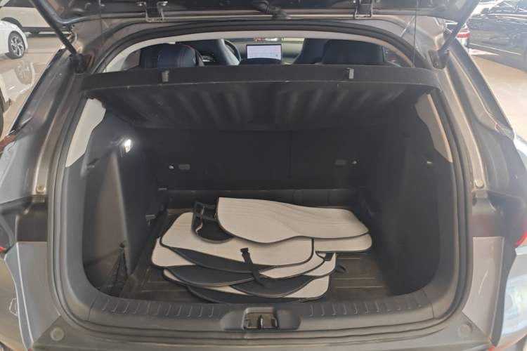 Used BYD Yuan PLUS 2022 430 km Luxury Version Trunk