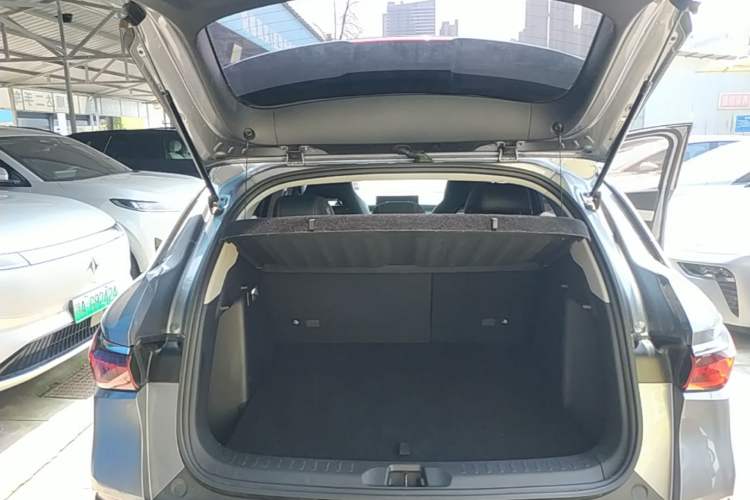 Used BYD Yuan PLUS 2022 510 km Luxury Version Trunk