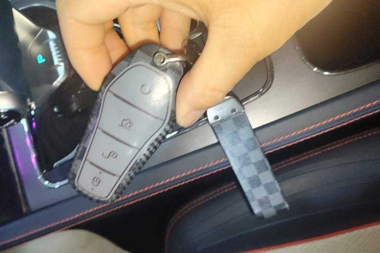 Used BYD Yuan PLUS 2022 510 km Flagship Version Vehicle Key