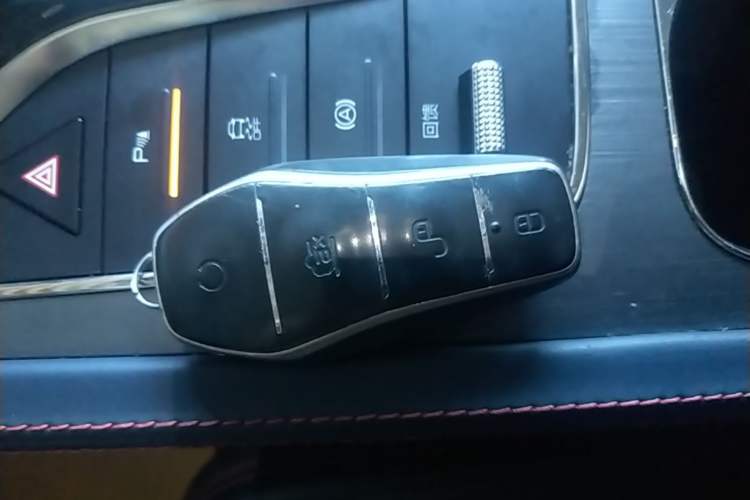 Used BYD Yuan PLUS 2022 430 km Luxury Version Vehicle Key