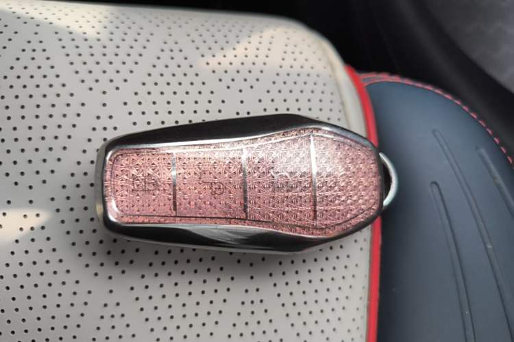 Used BYD Yuan PLUS 2022 430 km Luxury Version Vehicle Key