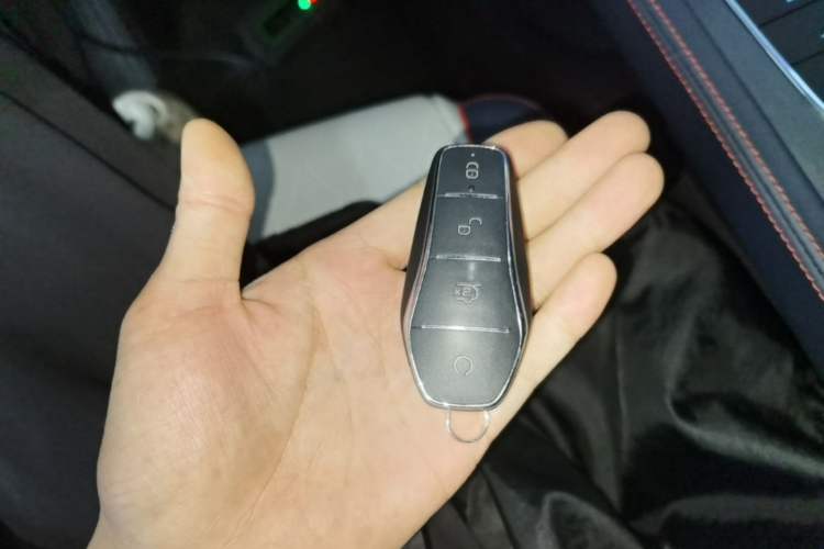Used BYD Yuan PLUS 2022 510 km Luxury Version Vehicle Key