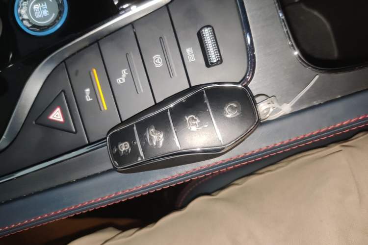 Used BYD Yuan PLUS 2022 510 km Flagship Version Vehicle Key