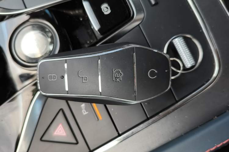 Used BYD Yuan PLUS 2022 510 km Luxury Version Vehicle Key