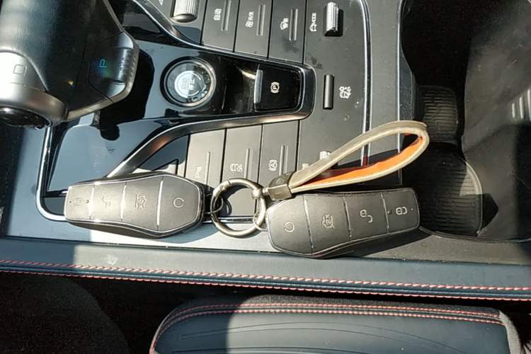 Used BYD Yuan PLUS 2022 510 km Luxury Version Vehicle Key