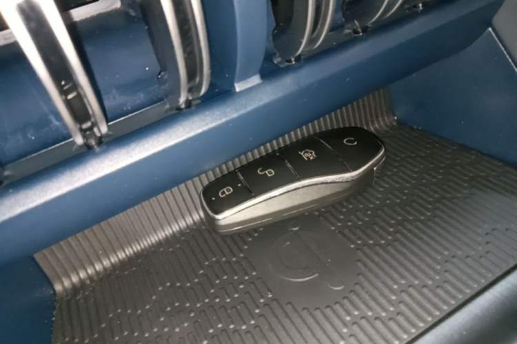 Used BYD Yuan PLUS 2022 430 km Luxury Version Vehicle Key
