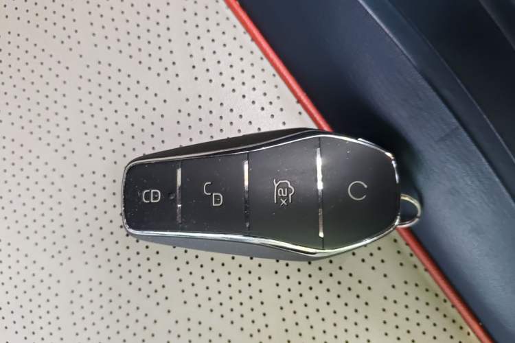 Used BYD Yuan PLUS 2022 510 km Luxury Version Vehicle Key