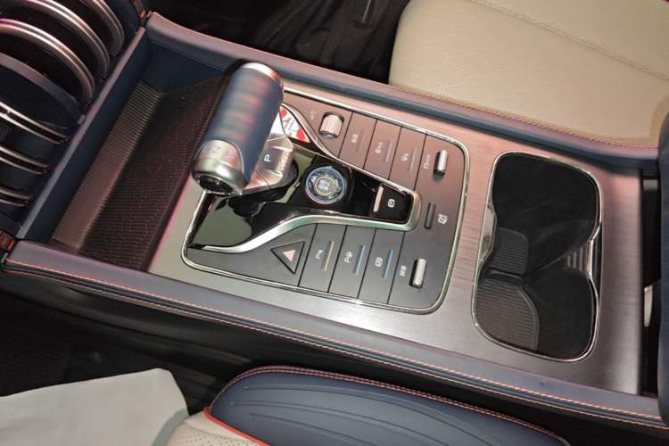 Used BYD Yuan PLUS 2022 510KM Flagship PLUS Gear Lever