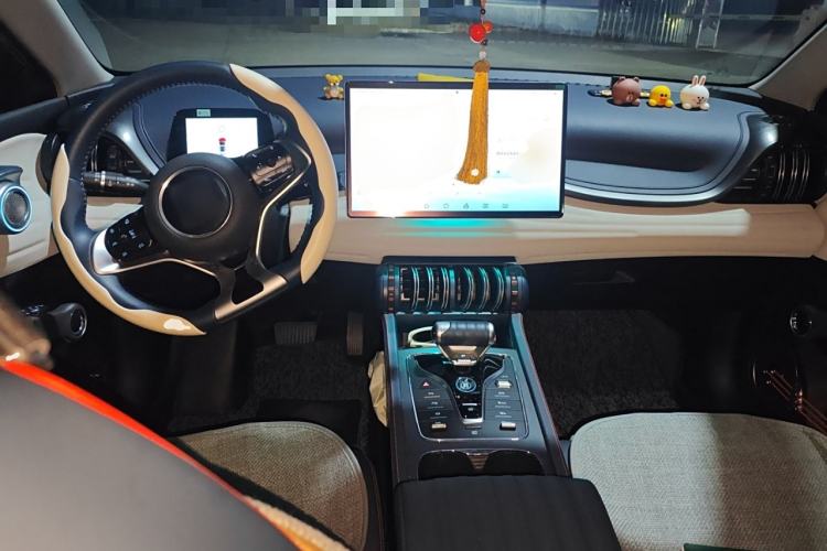 Used BYD Yuan PLUS 2022 510KM Flagship PLUS Center Console