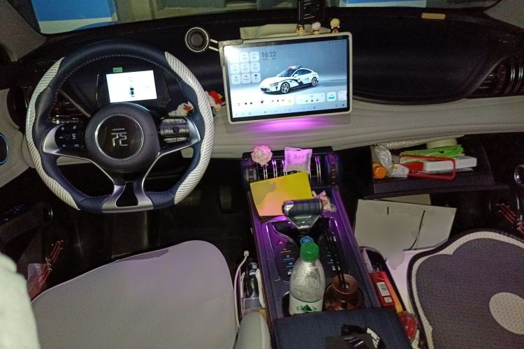 Used BYD Yuan PLUS 2022 430 km Luxury Version Center Console