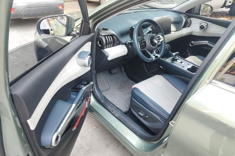 Used BYD Yuan PLUS 2022 430 km Luxury Version Driver Seat