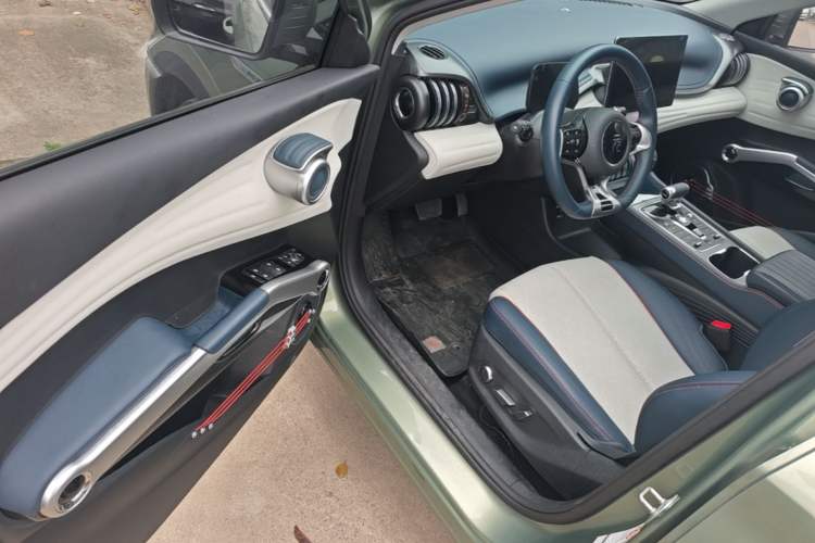 Used BYD Yuan PLUS 2022 430 km Luxury Version Driver Seat
