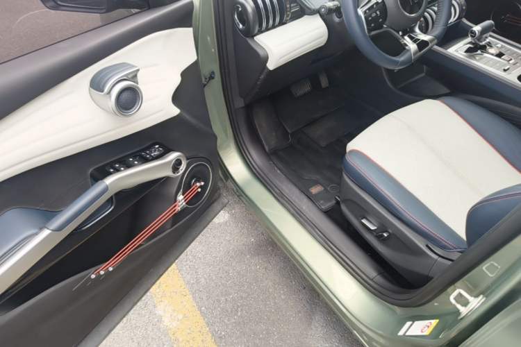 Used BYD Yuan PLUS 2022 430 km Luxury Version Driver Seat