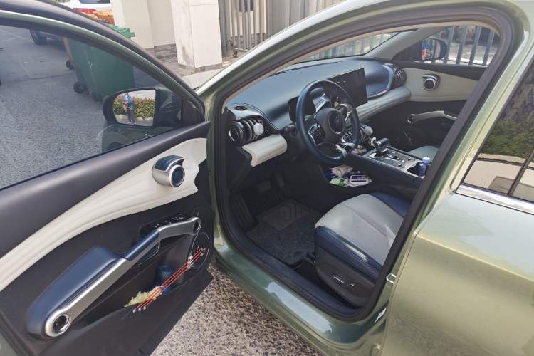 Used BYD Yuan PLUS 2022 430 km Luxury Version Driver Seat