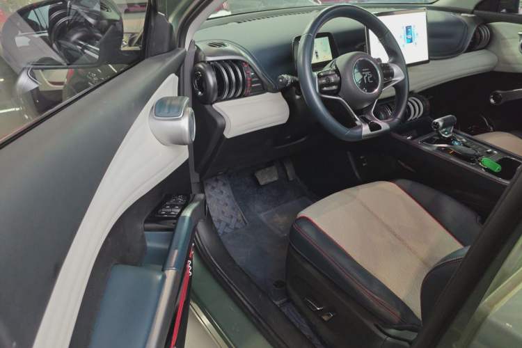 Used BYD Yuan PLUS 2022 430 km Luxury Version Driver Seat