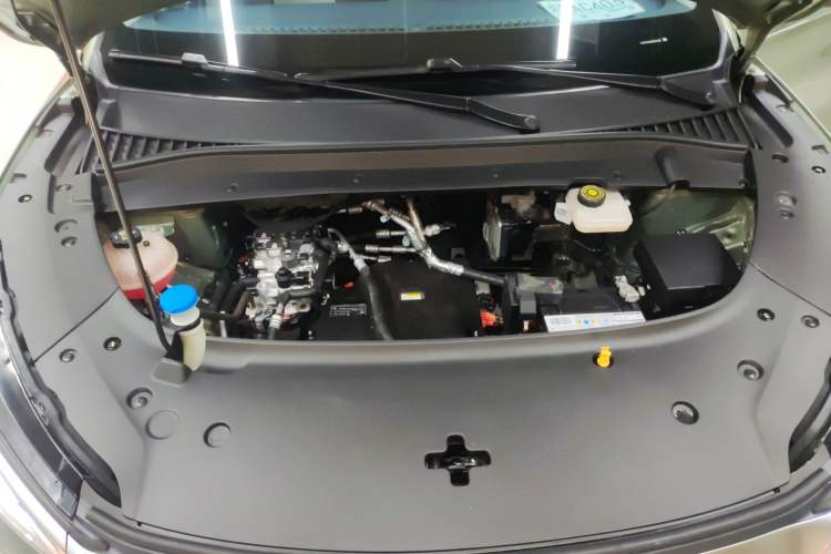 Used BYD Yuan PLUS 2022 430 km Luxury Version Engine Bay