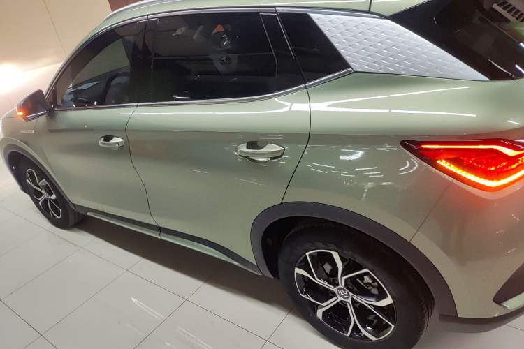 Used BYD Yuan PLUS 2022 430 km Luxury Version Exterior 3