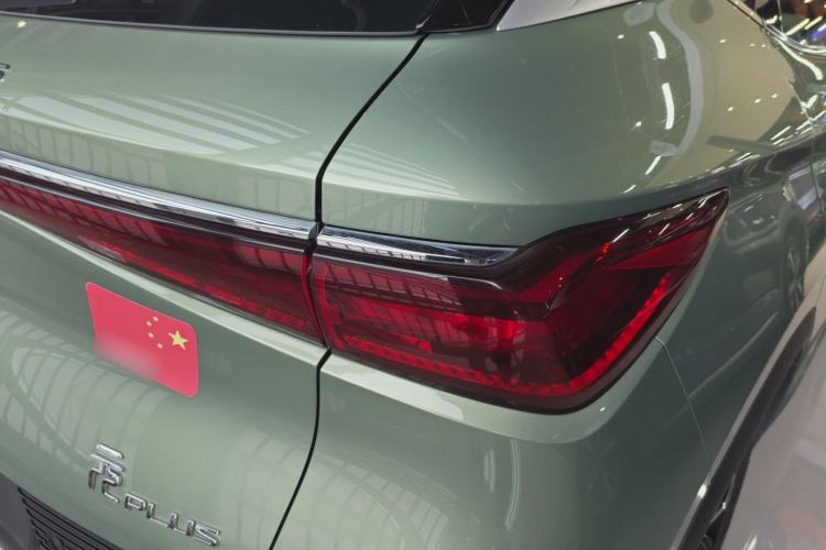 Used BYD Yuan PLUS 2022 430 km Luxury Version Exterior 3