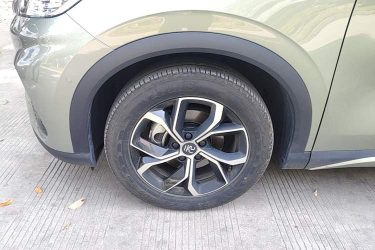 Used BYD Yuan PLUS 2022 430 km Luxury Version Exterior 4