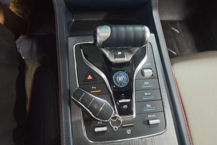 Used BYD Yuan PLUS 2022 430 km Luxury Version Gear Lever