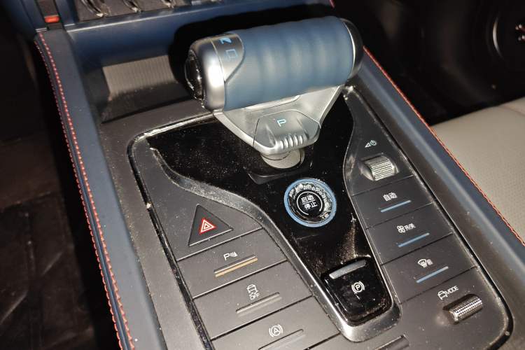 Used BYD Yuan PLUS 2022 430 km Luxury Version Gear Lever