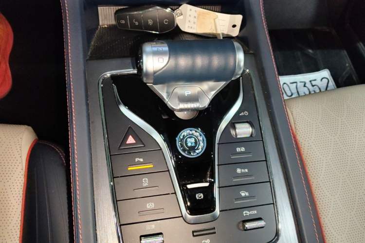 Used BYD Yuan PLUS 2022 510 km Luxury Version Gear Lever