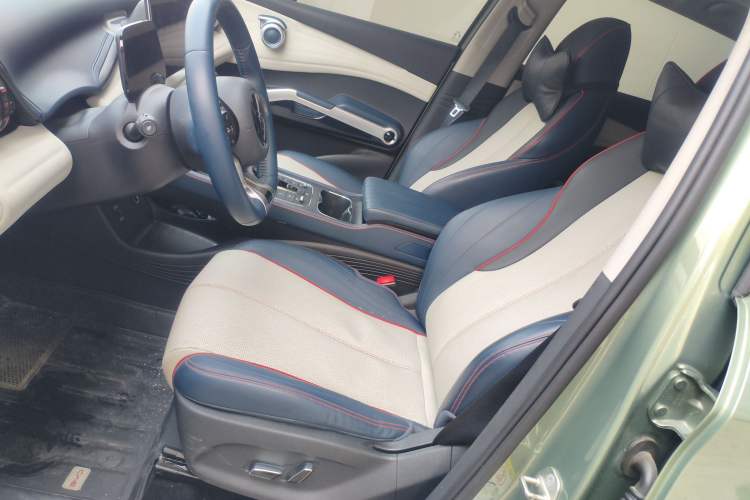 Used BYD Yuan PLUS 2022 510 km Flagship Version Left Front Seat
