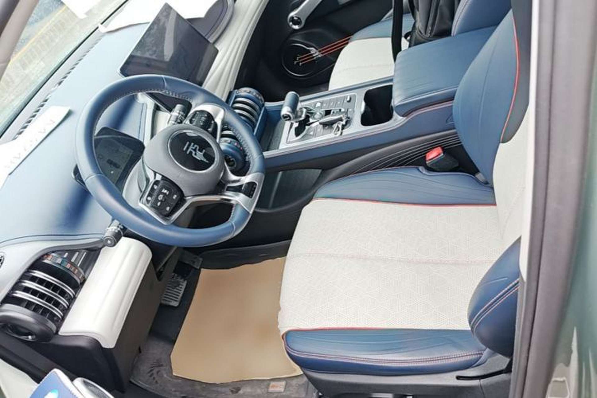 Used BYD Yuan PLUS 2022 510 km Flagship Version Left Front Seat