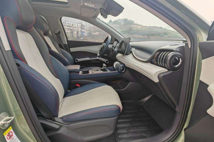 Used BYD Yuan PLUS 2022 510 km Flagship Version Left Front Seat