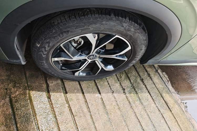 Used BYD Yuan PLUS 2022 430 km Luxury Version Left Front Wheel Hub
