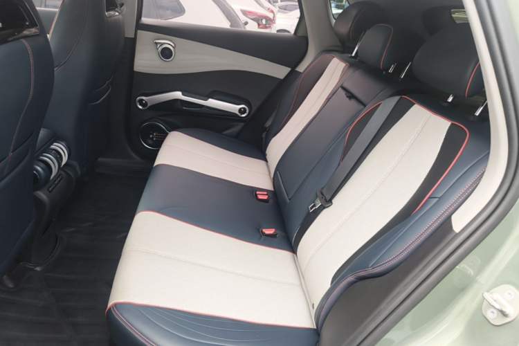 Used BYD Yuan PLUS 2022 430 km Luxury Version Left Rear Seat