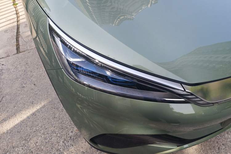 Used BYD Yuan PLUS 2022 430 km Luxury Version Right Front Headlight