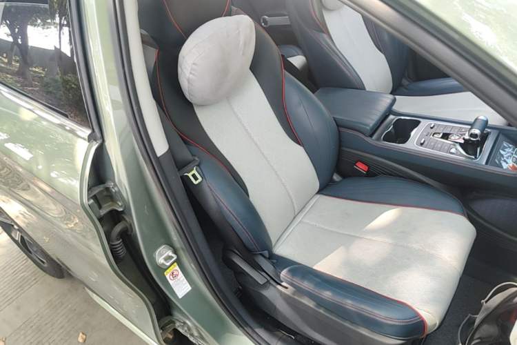 Used BYD Yuan PLUS 2022 430 km Luxury Version Right Front Seat