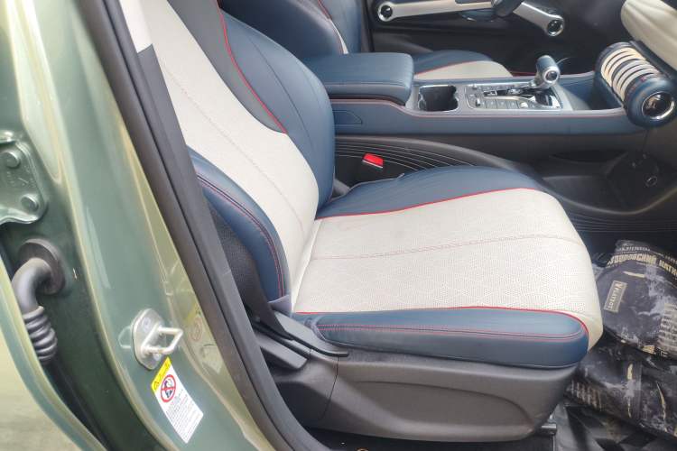 Used BYD Yuan PLUS 2022 510 km Flagship Version Right Front Seat