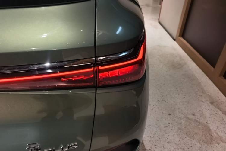 Used BYD Yuan PLUS 2022 510 km Flagship Version Right Rear Taillight