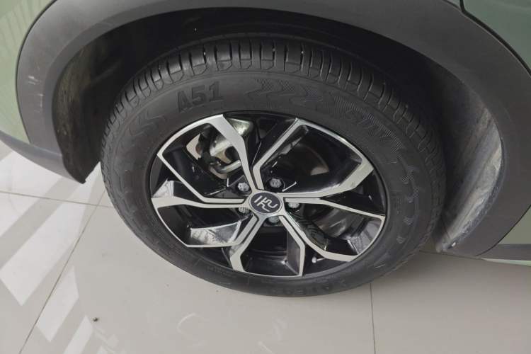 Used BYD Yuan PLUS 2022 430 km Luxury Version Right Rear Wheel Hub